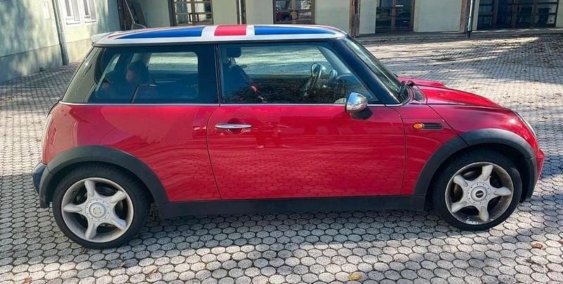 Rot Gebraucht 2005 Mini Cooper Kleinwagen | 799 € - Bild 1/4