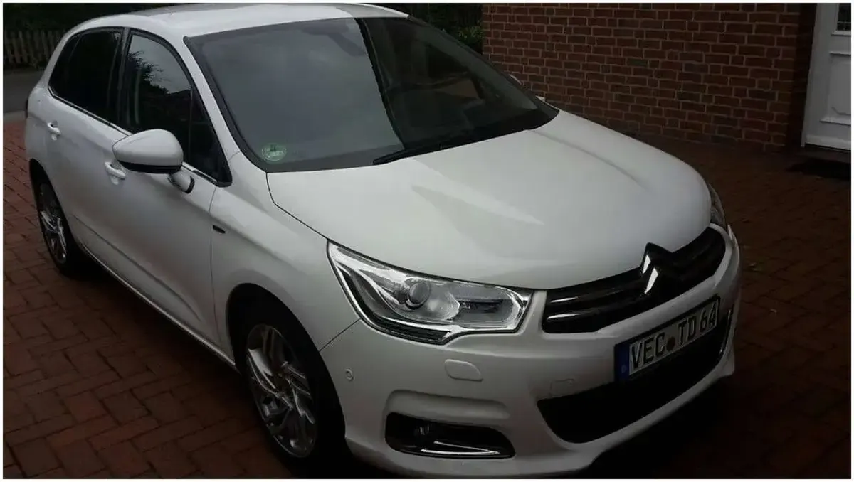 Gebraucht Citroën C4 Exclusive 111 PS (81 kW) 2012 Weiß Limousine