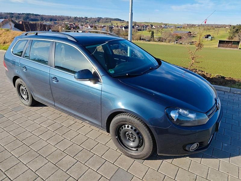 Blau Gebraucht 2010 VW Golf Highline Kombi | 3.999 € (Fairer Preis) - Bild 1/4