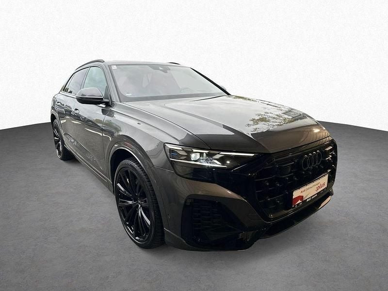 Gebraucht Audi Q8 S-Line 286 PS (210 kW) 2025 Samuraigrau metallic (metallic) SUV