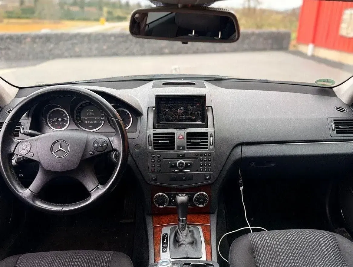 Gebraucht Mercedes 350 231 PS (169 kW) 2010 Schwarz Kombi