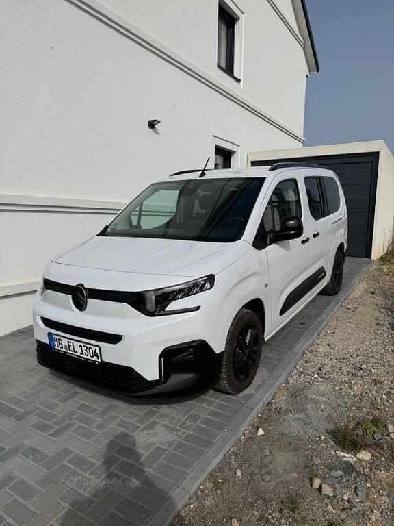 Gebraucht Citroën Berlingo 131 PS (96 kW) 2025 Weiß Van / Kleinbus