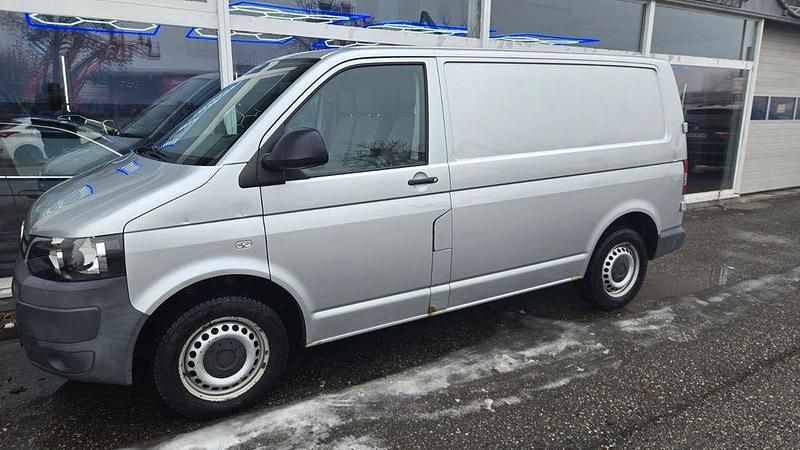 Gebraucht VW Transporter 102 PS (75 kW) 2010 Silber Van
