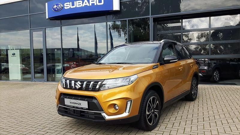 Gold Gebraucht 2021 Suzuki Vitara Comfort+ SUV | 21.990 € (Fairer Preis) - Bild 1/4