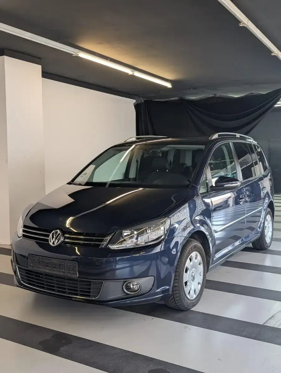 Gebraucht VW Touran 140 PS (102 kW) 2010 Blau Van / Kleinbus
