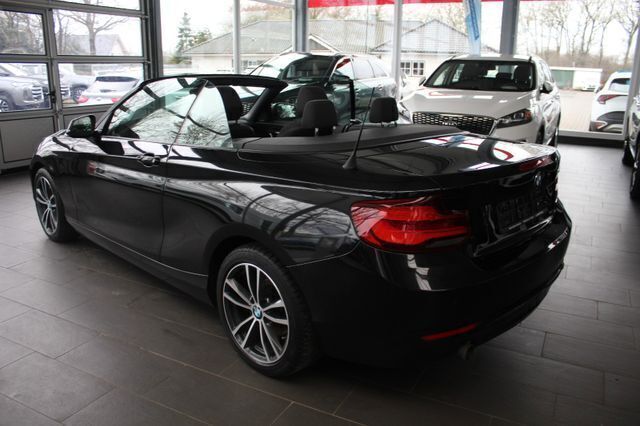 Gebraucht BMW 218 Sport Line 136 PS (100 kW) 2019 Schwarz Cabrio