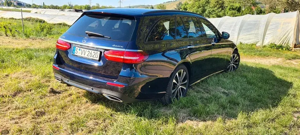 Gebraucht Mercedes E450 AMG 367 PS (269 kW) 2019 Blau Limousine