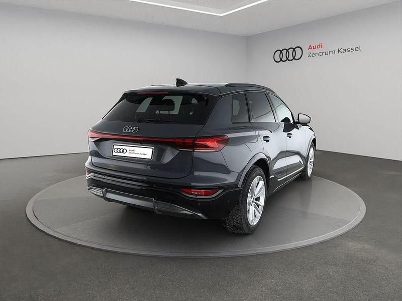 Gebraucht Audi Q6 e-tron Performance 225 kW (306 PS) 2025 Magnetgrau SUV
