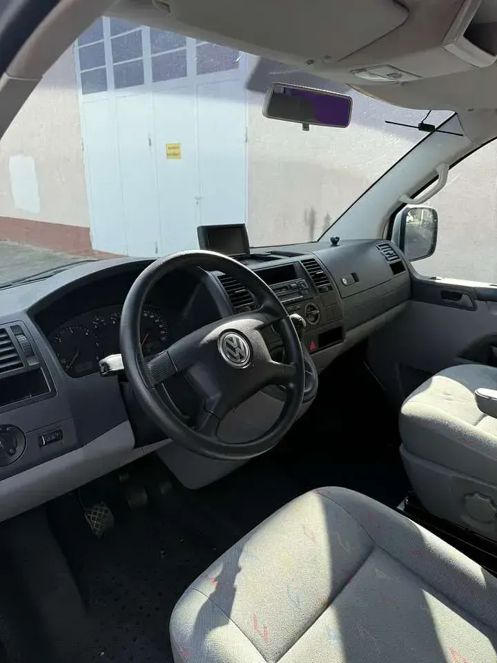 Gebraucht VW T5 131 PS (96 kW) 2004 Silber Van