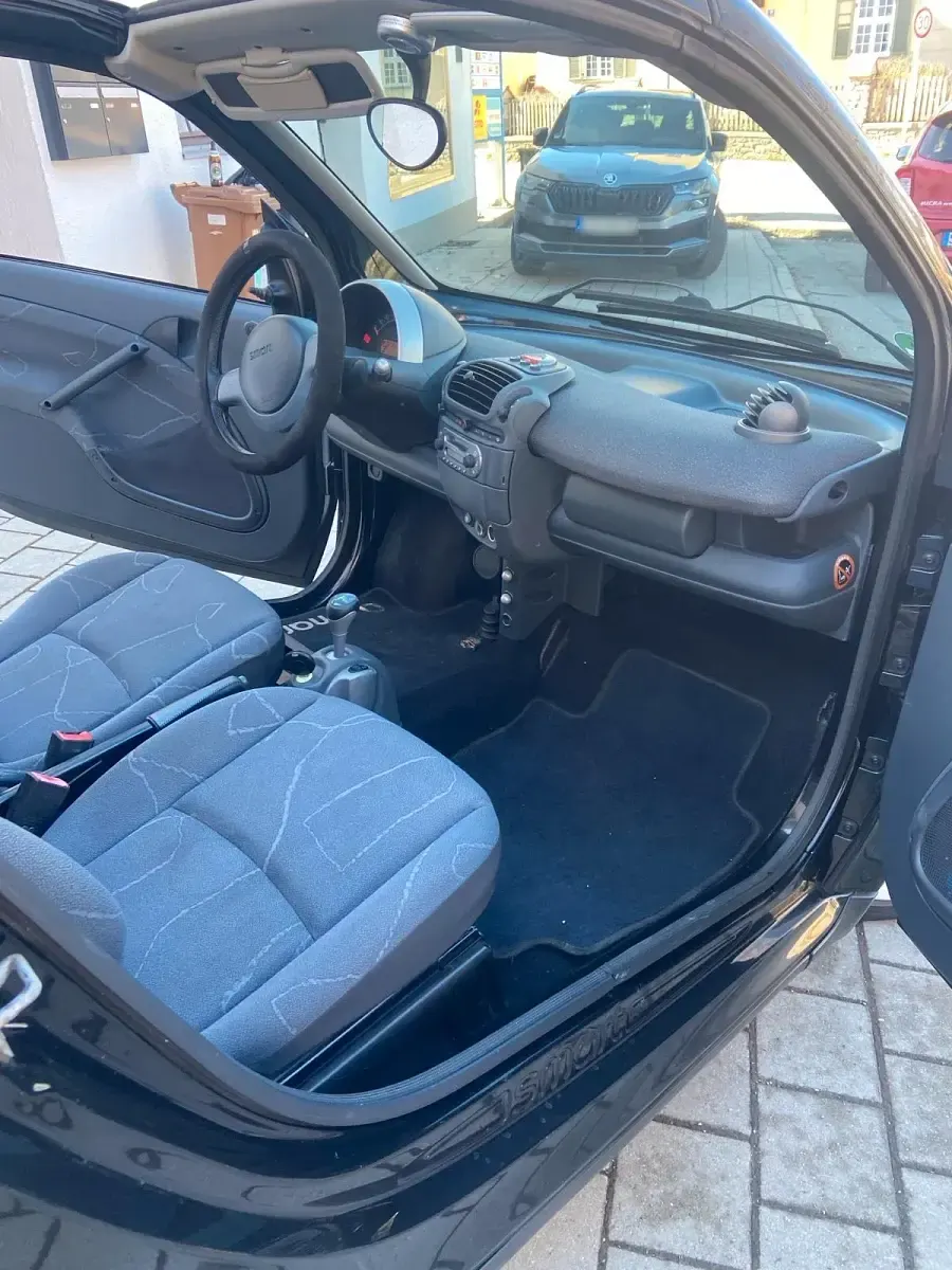Gebraucht Smart ForTwo Cabrio 61 PS (44 kW) 2004 Schwarz Cabrio