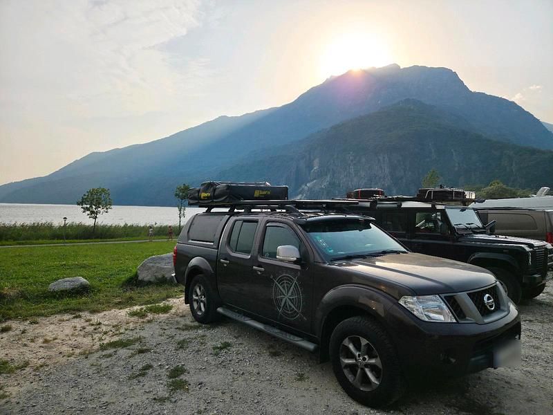 Gebraucht Nissan Navara 190 PS (139 kW) 2014 Braun Pickup