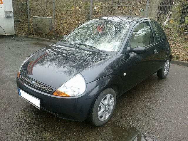 Gebraucht Ford Ka 82 PS (60 kW) 2001 Schwarz Kleinwagen