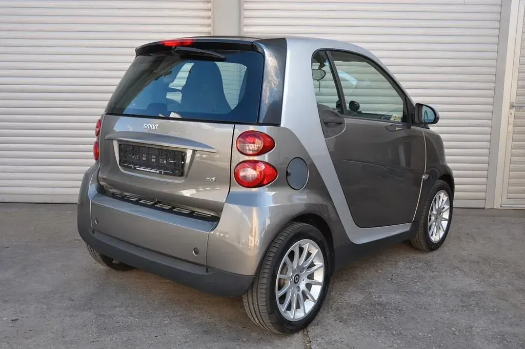 Gebraucht Smart ForTwo Coupé 54 PS (39 kW) 2010 Grau Coupé