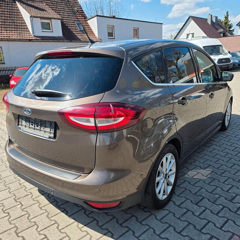 Gebraucht Ford C-MAX Titanium 120 PS (88 kW) 2016 Toffeebraun metallic Van / Kleinbus