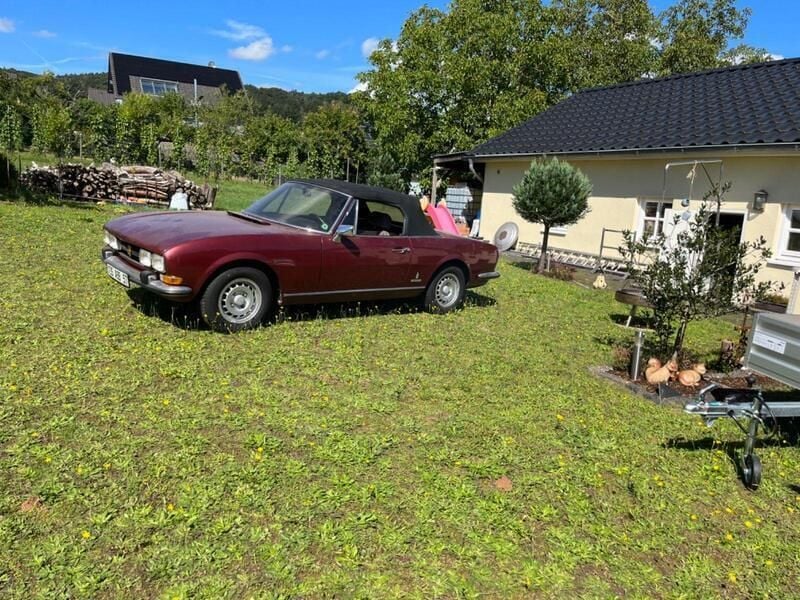 Rot Gebraucht 1972 Peugeot 504 Cabrio | 16.000 € - Bild 1/4