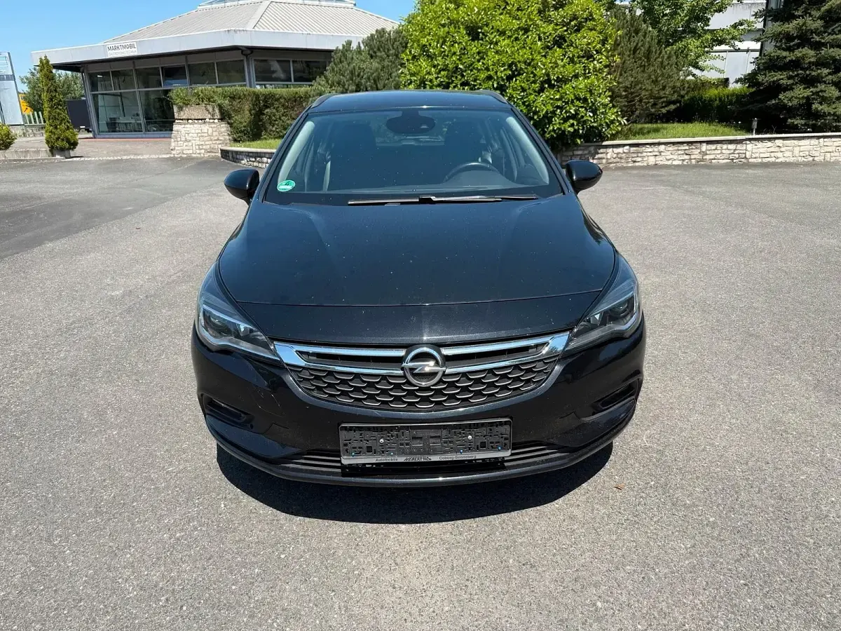 Gebraucht Opel Astra 110 PS (80 kW) 2017 Schwarz Kombi