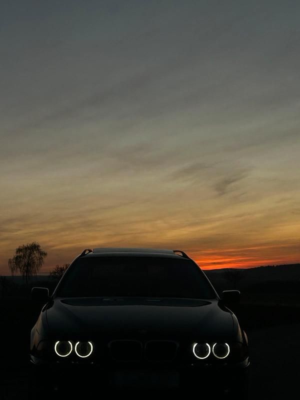 Gebraucht BMW 525 Basis 192 PS (141 kW) 2001 Blau Kombi