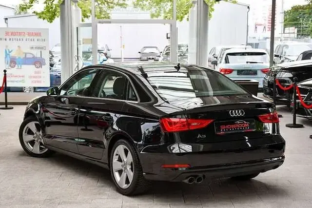 Używany Audi A3 Ambition 150 KM (110 kW) 2014 Czarny Sedan/Limuzyna