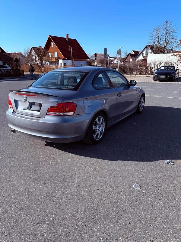 Gebraucht BMW 120 Coupé 170 PS (125 kW) 2011 Silber Coupé