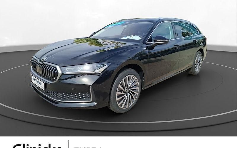 Schwarz Neu 2025 Skoda Superb LAURIN & KLEMENT Kombi | 52.999 € (Fairer Preis) - Bild 1/4