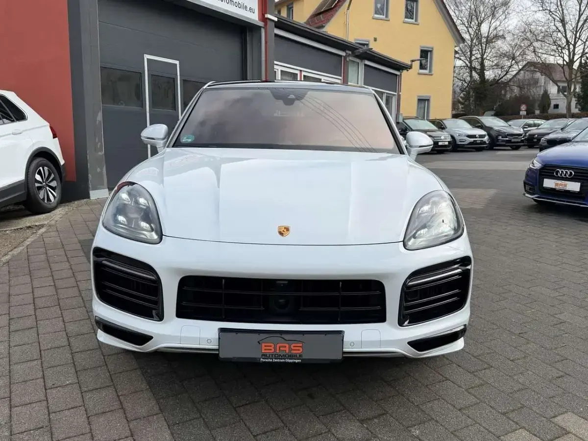 Gebraucht Porsche Cayenne Coupe GTS 460 PS (338 kW) 2020 Carraraweißmetallic SUV