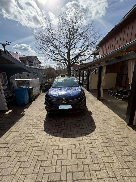 Gebraucht Renault Megane E-Tech Komfort 161 kW (220 PS) 2022 Blau Limousine