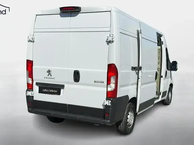Gebraucht Peugeot Boxer 140 PS (102 kW) 2024 Weiss Van