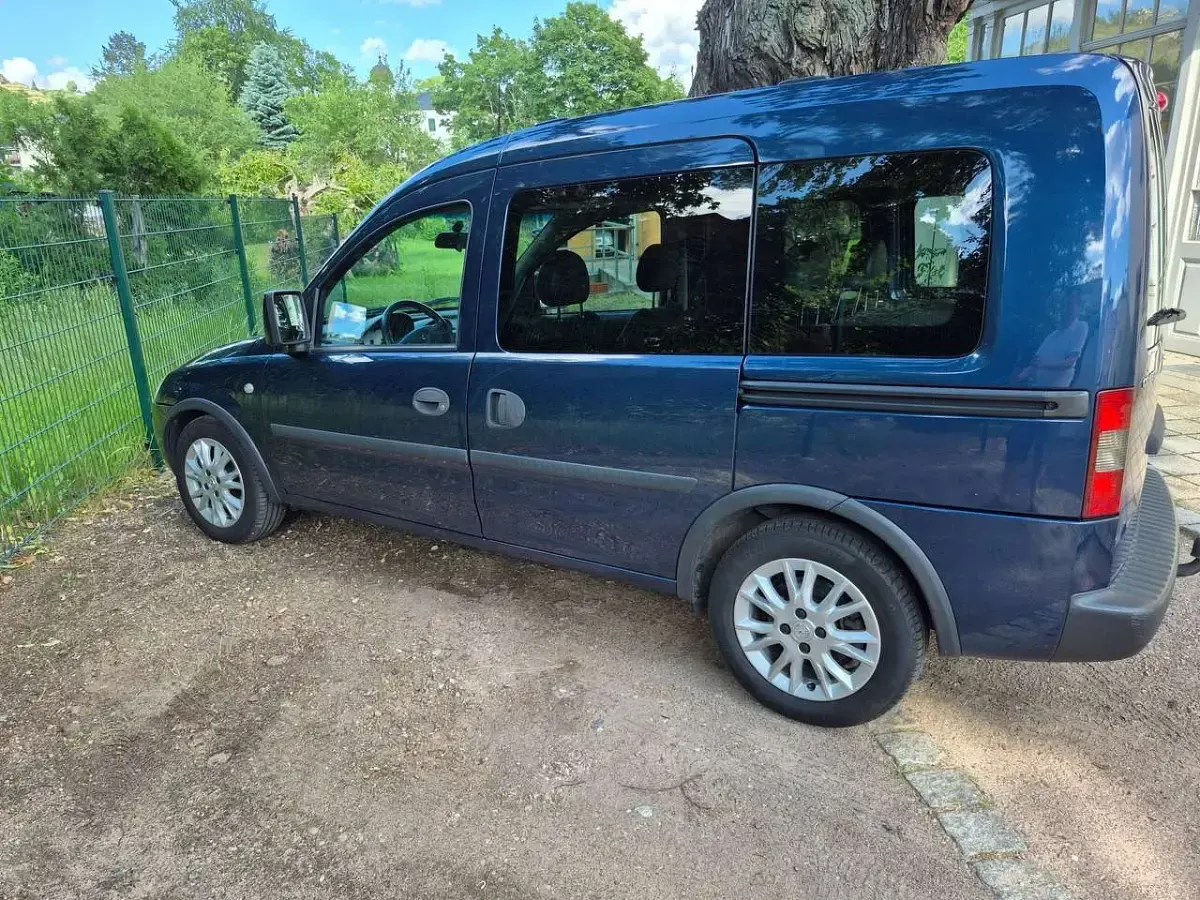 Gebraucht Opel Combo Business 75 PS (55 kW) 2012 Blau Van / Kleinbus