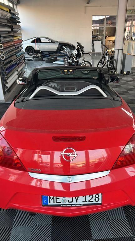 Gebraucht Opel Tigra Design Edition 90 PS (66 kW) 2007 Rot Cabrio