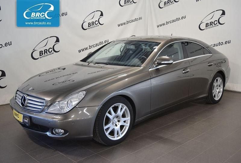 Braun Gebraucht 2008 Mercedes CLS320 Limousine | 10.901 € (Fairer Preis) - Bild 1/4