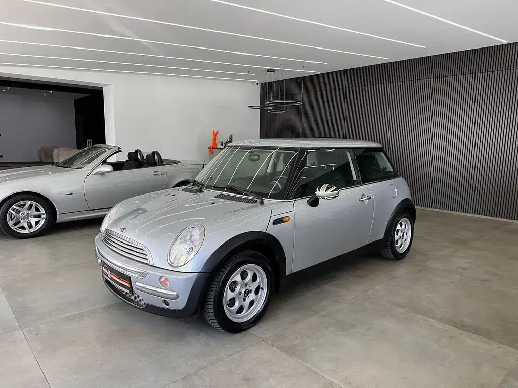 Usado Mini ONE Pepper 90 HP (66 kW) 2003 Prateado Citadino