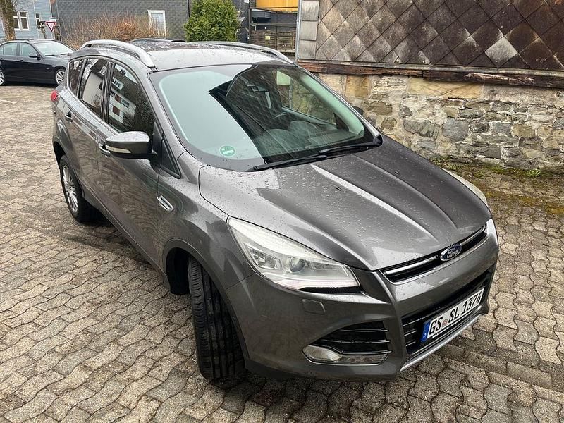 Gebraucht Ford Kuga SYNC Edition 182 PS (133 kW) 2013 Grau SUV
