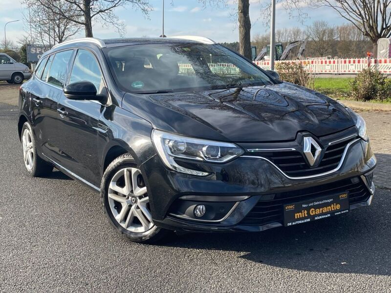 Schwarz Gebraucht 2017 Renault Mégane IV Limousine | 11.900 € (Guter Preis) - Bild 1/4