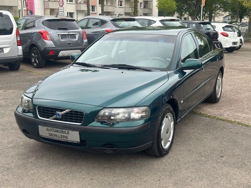 Grün Gebraucht 2001 Volvo S60 Limousine | 4.590 € (Teuer) - Bild 1/4