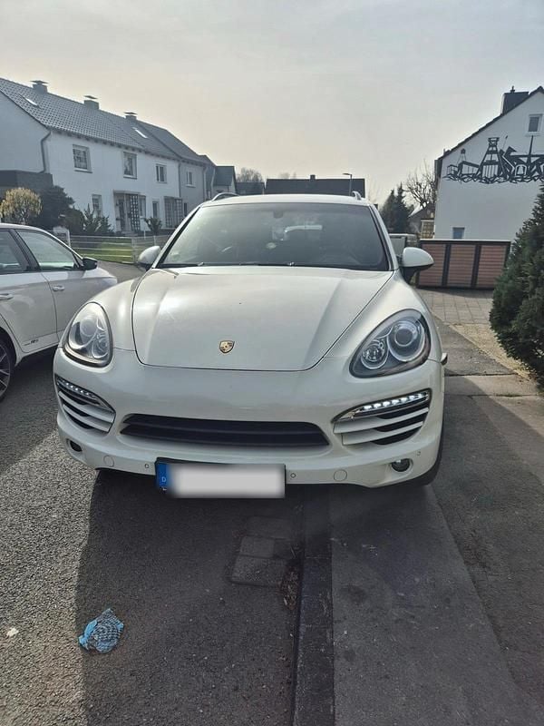 Gebraucht Porsche Cayenne 245 PS (180 kW) 2011 Weiß SUV