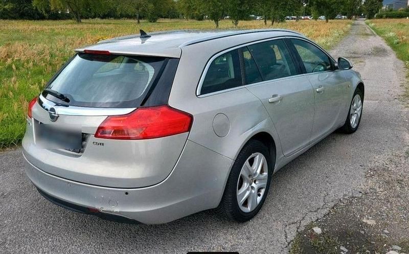 Gebraucht Opel Insignia Edition 160 PS (117 kW) 2009 Beige Kombi