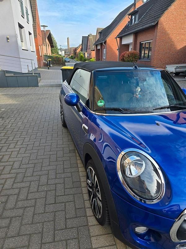 Usata Mini ONE 102 CV (75 kW) 2018 Blu Utilitaria