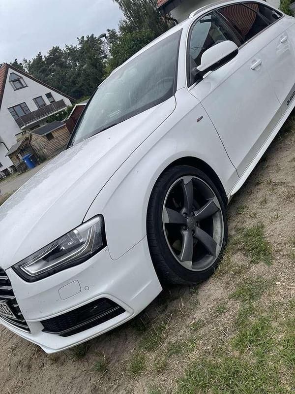 Gebraucht Audi A4 Ambition 245 PS (180 kW) 2014 Weiß Kombi