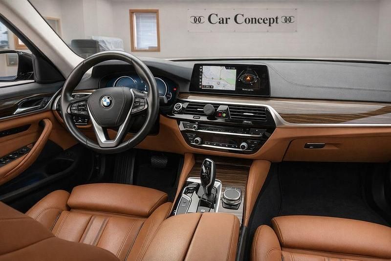 Gebraucht BMW 530 265 PS (194 kW) 2018 Braun Limousine