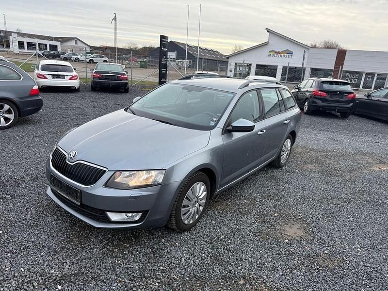 Gebraucht Skoda Octavia Ambition 150 PS (110 kW) 2014 Grau Kleinwagen