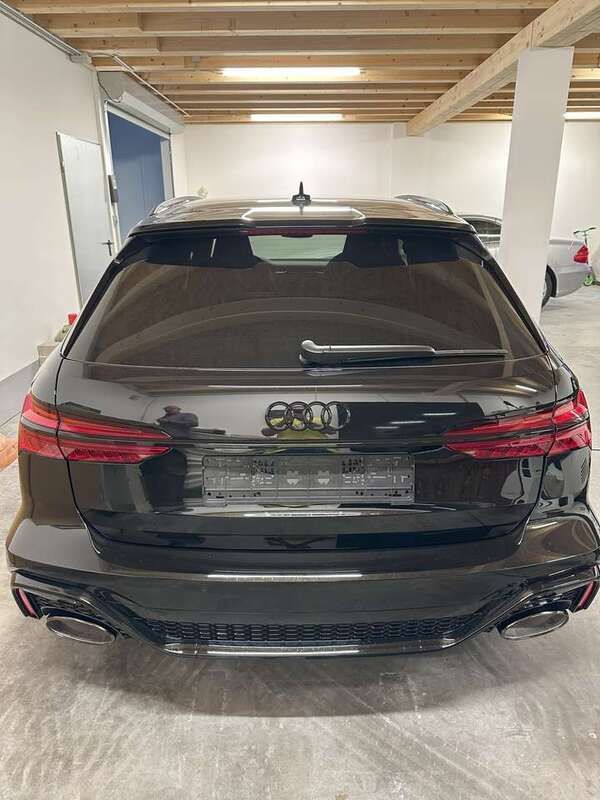 Schwarz Gebraucht 2023 Audi RS6 Performance Kombi | 195.000 € - Bild 1/4