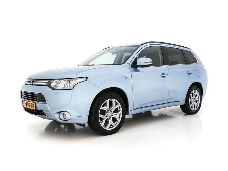 Gebraucht Mitsubishi Outlander P-HEV Edition 203 PS (149 kW) 2014 Blau SUV