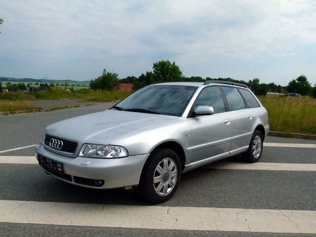 Usata Audi A4 150 CV (110 kW) 1999 Argento Station wagon