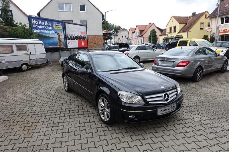Gebraucht Mercedes CLC200 184 PS (135 kW) 2011 Schwarz Kleinwagen