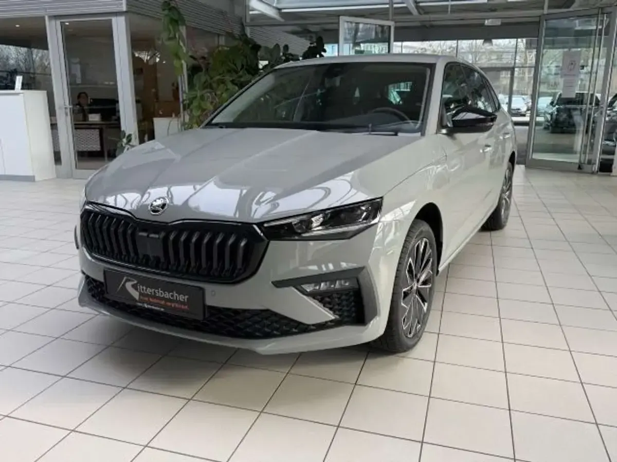 Neu Skoda 110 R 150 PS (110 kW) 2026 Steelgrau Limousine