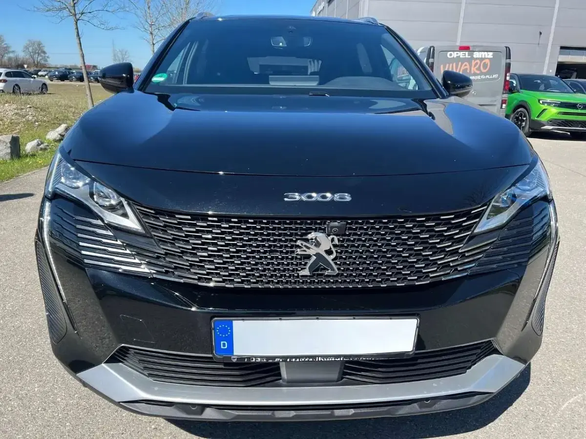 Gebraucht Peugeot 3008 GT 131 PS (96 kW) 2023 Lackierung schwarz perla nera/ SUV