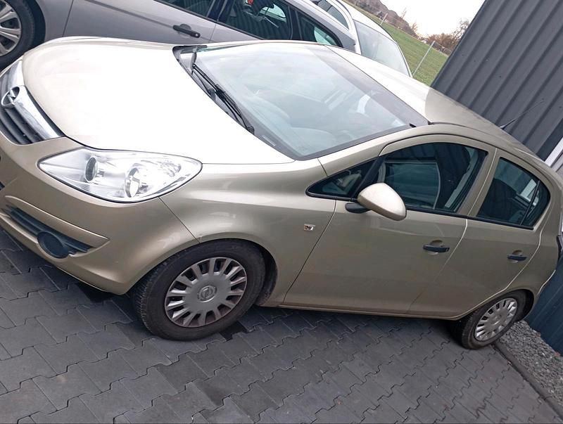Gold Gebraucht 2009 Opel Corsa Kleinwagen | 2.800 € (Guter Preis) - Bild 1/4