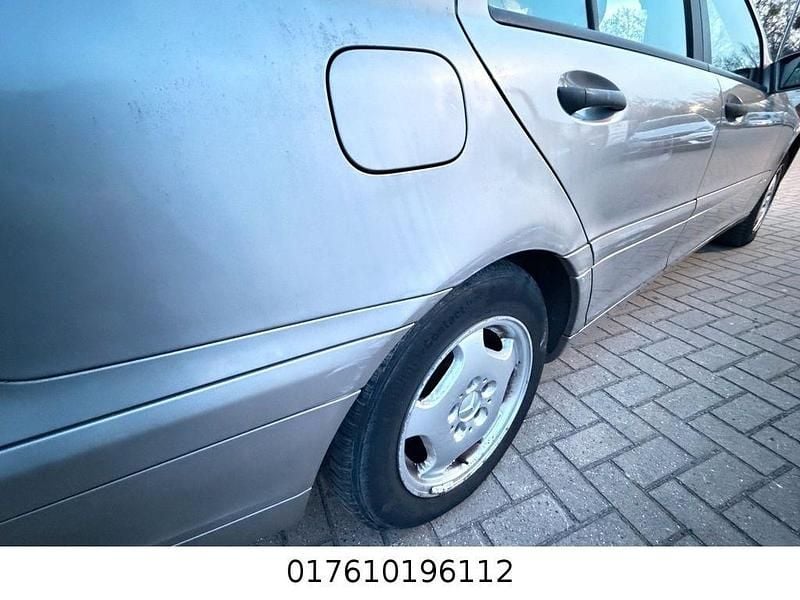 Gebraucht Mercedes C180 143 PS (105 kW) 2003 Silber Limousine