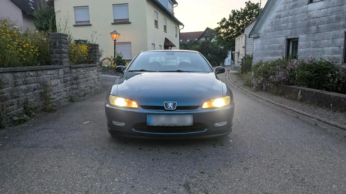 Gebraucht Peugeot 406 Coupe 207 PS (152 kW) 2000 Blau Coupé