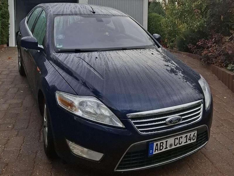 Gebraucht Ford Mondeo Ghia 131 PS (96 kW) 2008 Blau Limousine